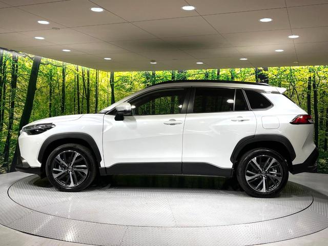 カローラクロス ハイブリッド　Ｚ　純正１０．５インチディスプレイオーディオ　ガラスルーフ　全周囲カメラ　衝突被害軽減システム　レーダークルーズ　禁煙車　電動リアゲート　パワーシート　スマートキー　ＥＴＣ２．０　純正１８インチアルミ（68枚目）