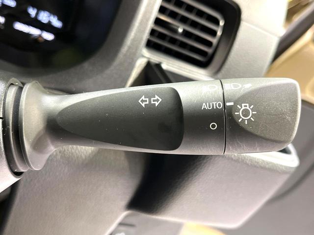 ハイゼットトラック スタンダード　農用スペシャル　４ＷＤ　衝突被害軽減システム　禁煙車　コーナーセンサー　スマートキー　ＬＥＤヘッドライト　オートマチックハイビーム　オートライト　ドアバイザー（6枚目）