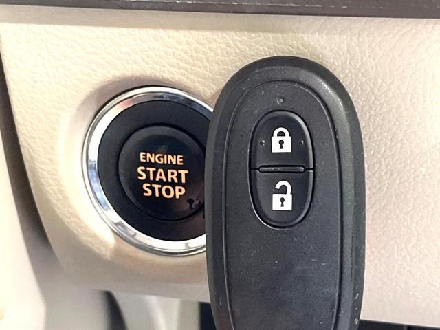 アルトラパン Ｇ　ＳＤナビ　バックカメラ　衝突被害軽減システム　禁煙車　スマートキー　プッシュスタート　Ｂｌｕｅｔｏｏｔｈ　ＣＤ　地デジ　シートリフター（6枚目）