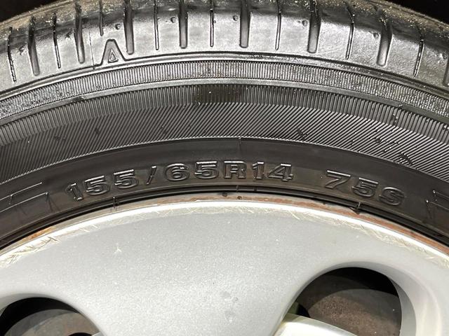 アルトラパン Ｇ　ＳＤナビ　バックカメラ　衝突被害軽減システム　禁煙車　スマートキー　プッシュスタート　Ｂｌｕｅｔｏｏｔｈ　ＣＤ　地デジ　シートリフター（34枚目）