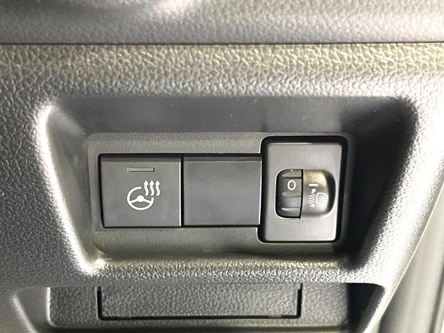 スペーシアカスタム ハイブリッドＸＳ　届出済未使用車　両側電動ドア　衝突軽減　レーダークルーズ　ハーフレザーシート　シートヒーター　ハンドルヒーター　コーナーセンサー　ヘッドアップディスプレイ　ＬＥＤヘッド　純正１５インチアルミ（5枚目）