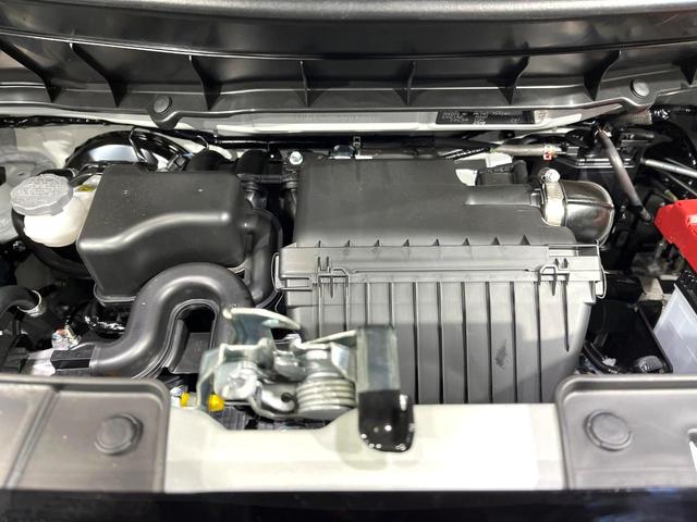 スペーシアカスタム ハイブリッドＸＳ　届出済未使用車　両側電動ドア　衝突軽減　レーダークルーズ　ハーフレザーシート　シートヒーター　ハンドルヒーター　コーナーセンサー　ヘッドアップディスプレイ　ＬＥＤヘッド　純正１５インチアルミ（18枚目）