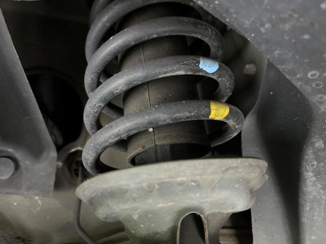 Ｎ－ＢＯＸカスタム Ｇ・Ｌパッケージ　電動スライドドア　ＳＤナビ　バックカメラ　衝突被害軽減システム　禁煙車　スマートキー　ＨＩＤヘッド　純正１４インチアルミ　オートライト　オートエアコン　Ｂｌｕｅｔｏｏｔｈ　ＣＤ　ＤＶＤ再生　フルセグ（21枚目）