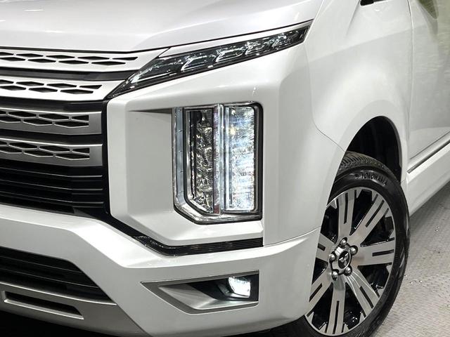 デリカＤ：５ Ｐ　純正１０型ナビ　両側電動ドア　全周囲カメラ　衝突被害軽減システム　レーダークルーズ　禁煙車　電動リアゲート　パワーシート　シートヒーター　ハンドルヒーター　ドラレコ　ＥＴＣ　スマートキー　ＬＥＤヘッド（12枚目）