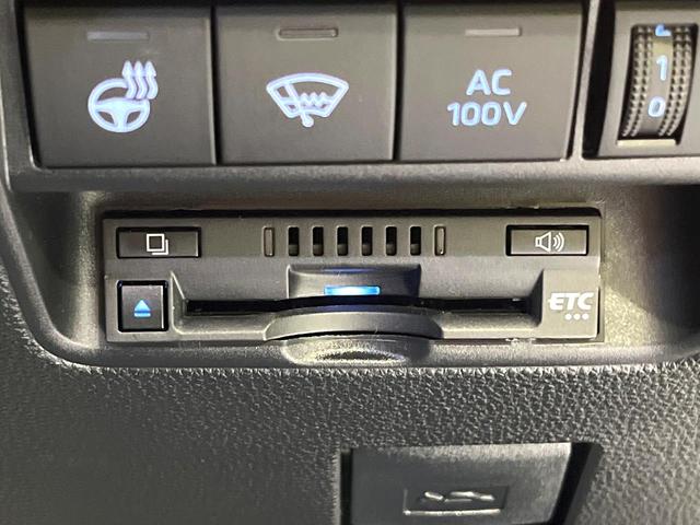 アクア ＧＲスポーツ　１０．５型ナビ　全周囲カメラ　１００Ｖ電源　衝突軽減システム　レーダークルーズ　禁煙車　ミラレコ　シートヒーター　コーナーセンサー　スマートキー　ＬＥＤヘッド　ＥＴＣ　純正１７インチアルミ（35枚目）