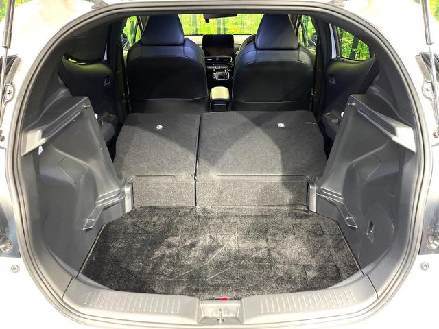 アクア ＧＲスポーツ　１０．５型ナビ　全周囲カメラ　１００Ｖ電源　衝突軽減システム　レーダークルーズ　禁煙車　ミラレコ　シートヒーター　コーナーセンサー　スマートキー　ＬＥＤヘッド　ＥＴＣ　純正１７インチアルミ（47枚目）