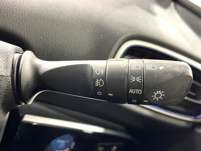 プリウス Ａツーリングセレクション　純正１１．６型ナビ　１００Ｖ電源　衝突軽減　レーダークルーズ　禁煙車　パワーシート　ブラインドスポットモニター　コーナーセンサー　ワイヤレス充電　ＬＥＤヘッド　ＥＴＣ２．０　ドラレコ　バックカメラ（32枚目）