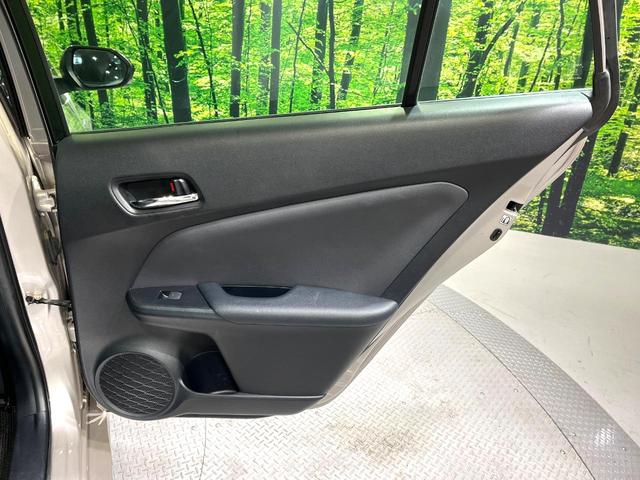 プリウス Ａツーリングセレクション　純正１１．６型ナビ　１００Ｖ電源　衝突軽減　レーダークルーズ　禁煙車　パワーシート　ブラインドスポットモニター　コーナーセンサー　ワイヤレス充電　ＬＥＤヘッド　ＥＴＣ２．０　ドラレコ　バックカメラ（46枚目）