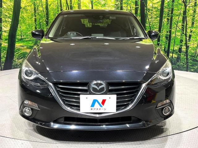 アクセラスポーツ １５Ｓツーリング　マツダコネクトナビ　バックカメラ　衝突被害軽減システム　レーダークルーズ　禁煙車　ドラレコ　スマートキー　ＨＩＤヘッド　ビルトインＥＴＣ　純正１６インチアルミ　オートライト　デュアルエアコン（14枚目）