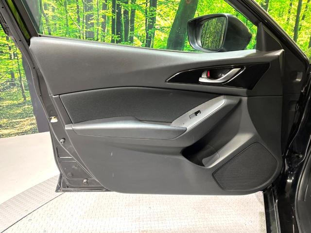 アクセラスポーツ １５Ｓツーリング　マツダコネクトナビ　バックカメラ　衝突被害軽減システム　レーダークルーズ　禁煙車　ドラレコ　スマートキー　ＨＩＤヘッド　ビルトインＥＴＣ　純正１６インチアルミ　オートライト　デュアルエアコン（43枚目）