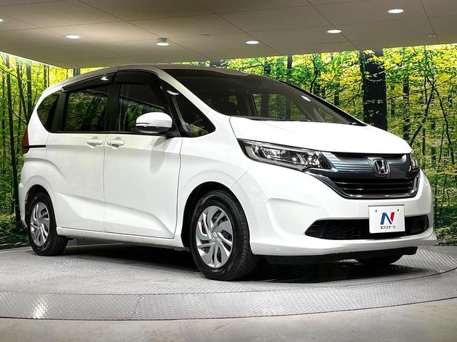 フリード Ｇ・ホンダセンシング　両側電動ドア　ＳＤナビ　バックカメラ　衝突被害軽減システム　禁煙車　ドラレコ　スマートキー　ＬＥＤヘッド　ビルトインＥＴＣ　車線逸脱警報　オートライト　オートエアコン　Ｂｌｕｅｔｏｏｔｈ　ＣＤ（17枚目）