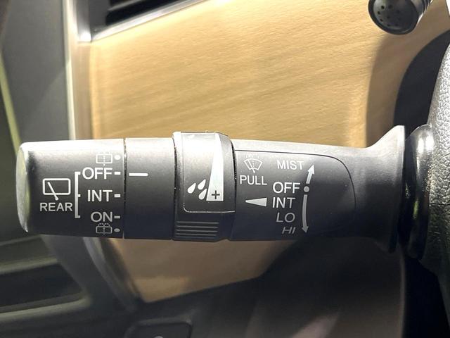 フリード Ｇ・ホンダセンシング　両側電動ドア　ＳＤナビ　バックカメラ　衝突被害軽減システム　禁煙車　ドラレコ　スマートキー　ＬＥＤヘッド　ビルトインＥＴＣ　車線逸脱警報　オートライト　オートエアコン　Ｂｌｕｅｔｏｏｔｈ　ＣＤ（30枚目）