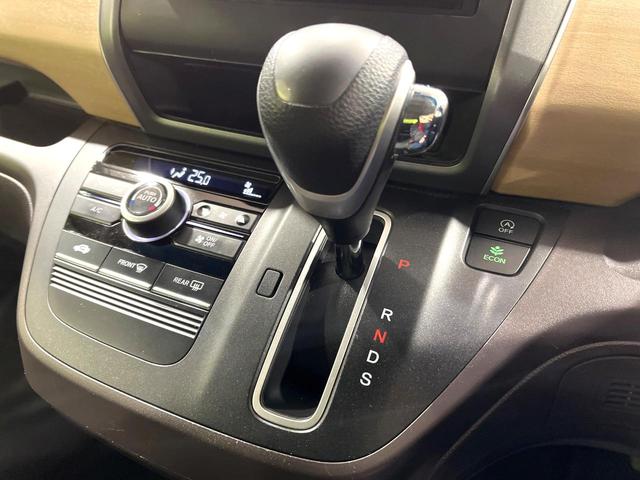 フリード Ｇ・ホンダセンシング　両側電動ドア　ＳＤナビ　バックカメラ　衝突被害軽減システム　禁煙車　ドラレコ　スマートキー　ＬＥＤヘッド　ビルトインＥＴＣ　車線逸脱警報　オートライト　オートエアコン　Ｂｌｕｅｔｏｏｔｈ　ＣＤ（32枚目）