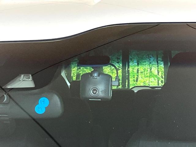 フリード Ｇ・ホンダセンシング　両側電動ドア　ＳＤナビ　バックカメラ　衝突被害軽減システム　禁煙車　ドラレコ　スマートキー　ＬＥＤヘッド　ビルトインＥＴＣ　車線逸脱警報　オートライト　オートエアコン　Ｂｌｕｅｔｏｏｔｈ　ＣＤ（33枚目）