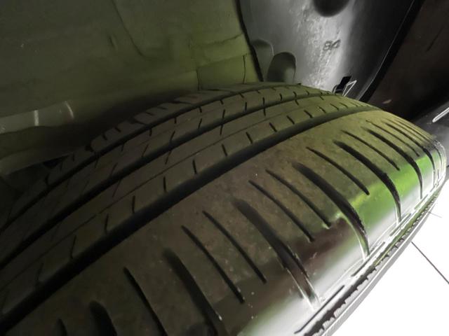 シエンタ ハイブリッドＺ　１０．５型ナビ　両側電動ドア　全周囲カメラ　ＡＣ１００Ｖ　衝突軽減　レーダークルーズ　禁煙車　ドラレコ　コーナーセンサー　スマートキー　ＬＥＤヘッド　ＥＴＣ２．０　純正１５インチアルミ（48枚目）