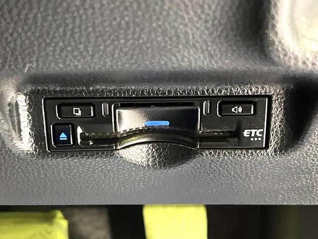 シエンタ ハイブリッドＧ　純正８型ＤＡ　両側電動ドア　全周囲カメラ　衝突被害軽減システム　禁煙車　ドラレコ　コーナーセンサー　スマートキー　ＬＥＤヘッド　ビルトインＥＴＣ　オートハイビーム　車線逸脱警報　オートライト（6枚目）