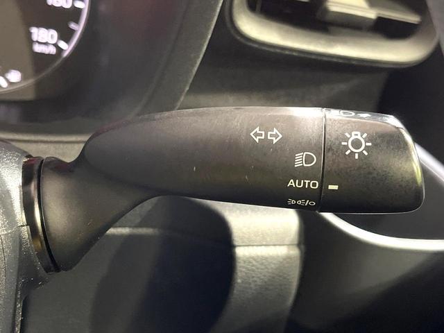 シエンタ ハイブリッドＧ　純正８型ＤＡ　両側電動ドア　全周囲カメラ　衝突被害軽減システム　禁煙車　ドラレコ　コーナーセンサー　スマートキー　ＬＥＤヘッド　ビルトインＥＴＣ　オートハイビーム　車線逸脱警報　オートライト（29枚目）