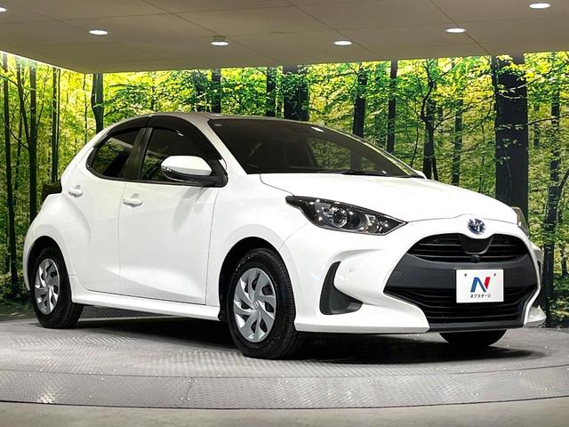 ヤリス ハイブリッドＸ　純正ＤＡナビ付　全周囲カメラ　衝突被害軽減システム　レーダークルーズ　禁煙車　コーナーセンサー　スマートキー　ビルトインＥＴＣ　オートハイビーム　オートライト　オートエアコン（16枚目）