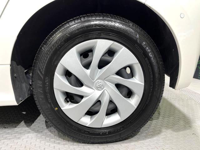 ヤリス ハイブリッドＸ　純正ＤＡナビ付　全周囲カメラ　衝突被害軽減システム　レーダークルーズ　禁煙車　コーナーセンサー　スマートキー　ビルトインＥＴＣ　オートハイビーム　オートライト　オートエアコン（48枚目）