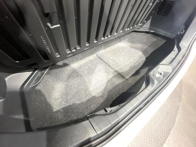 ヴォクシー S-G 純正10.5型ナビ 両側電動ドア 後席モニター バックカメラ 衝突被害軽減システム レーダークルーズ 禁煙車 コーナーセンサー スマートキー LEDヘッド ETC2.0 純正16インチアルミ(49枚目)