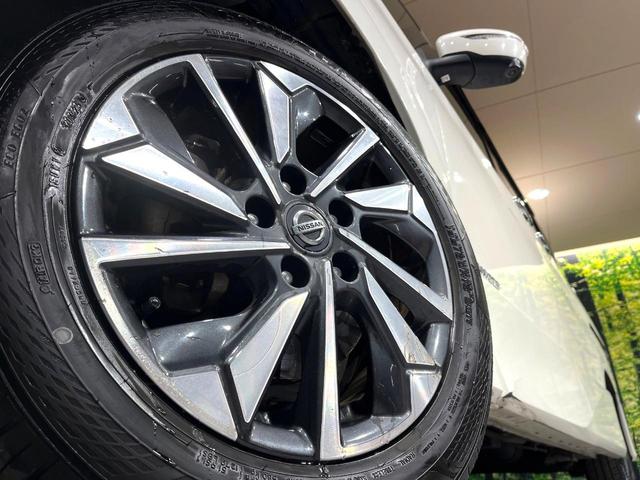 セレナ ハイウェイスターＶ　後席モニタ両側電動ドア　純正９インチナビ　全周囲カメラ　衝突被害軽減システム　禁煙車　ドラレコ　コーナーセンサー　スマートキー　ＬＥＤヘッド　ビルトインＥＴＣ　クルコン　純正１６インチアルミ（13枚目）