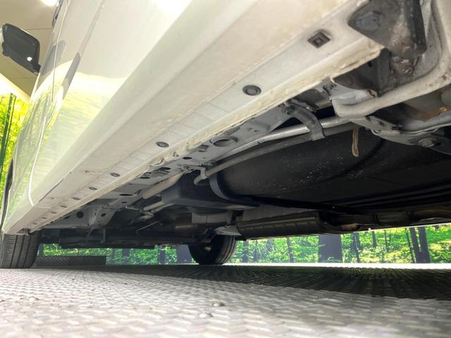 セレナ ハイウェイスターＶ　後席モニタ両側電動ドア　純正９インチナビ　全周囲カメラ　衝突被害軽減システム　禁煙車　ドラレコ　コーナーセンサー　スマートキー　ＬＥＤヘッド　ビルトインＥＴＣ　クルコン　純正１６インチアルミ（21枚目）