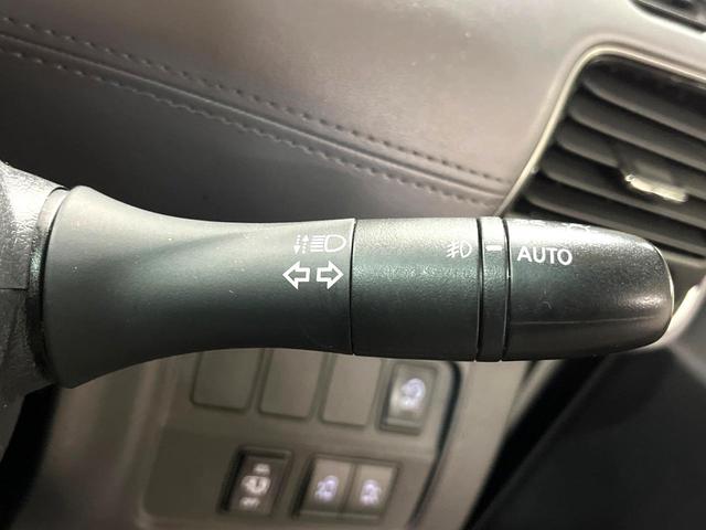 セレナ ハイウェイスターＶ　後席モニタ両側電動ドア　純正９インチナビ　全周囲カメラ　衝突被害軽減システム　禁煙車　ドラレコ　コーナーセンサー　スマートキー　ＬＥＤヘッド　ビルトインＥＴＣ　クルコン　純正１６インチアルミ（26枚目）