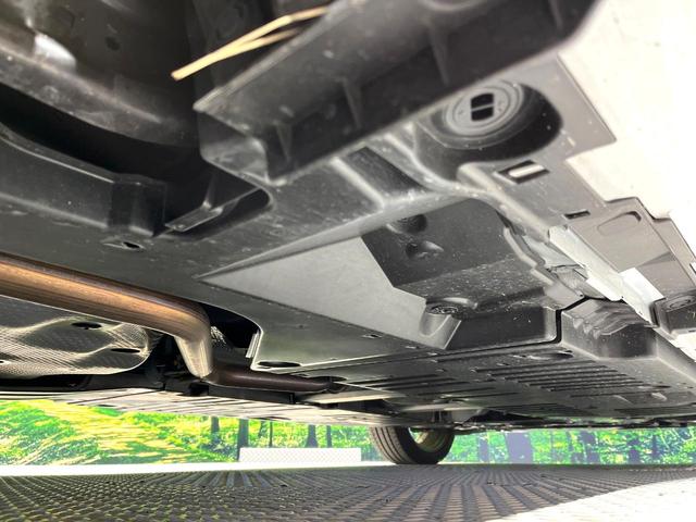 プリウス Ｇ　純正８型ディスプレイオーディオ　バックカメラ　１００Ｖ電源　ブラインドスポットモニター　衝突軽減　レーダークルーズ　禁煙車　コーナーセンサー　スマートキー　ＬＥＤヘッド　ＥＴＣ　純正１９インチアルミ（32枚目）