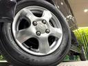 【純正アルミホイール】外観にマッチした純正アルミホイールを装着しております。各種社外アルミホイールや、スタッドレスタイヤも取扱いしております。是非ご相談ください♪