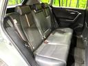 後部座席も気になるようなキズ・汚れやへたり等、大きなダメージはなく、良好な状態です。