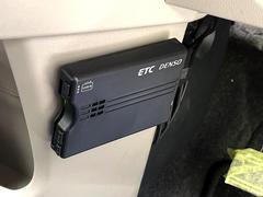 【ＥＴＣ】高速道路の料金所をストレスなく通過！話題のスポットやサービスエリアに多い「スマートIntercooler」利用時は必須のアイテムです。当店でセットアップを実施、ご納車当日からすぐにご利用いただけます！ 5