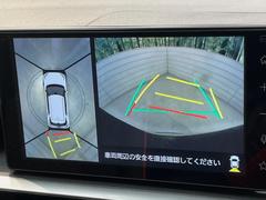 【パノラミックビューモニター】専用のカメラにより、上から見下ろしたような視点で３６０度クルマの周囲を確認することができます☆死角部分も確認しやすく、狭い場所での切り返しや駐車もスムーズに行えます。 5