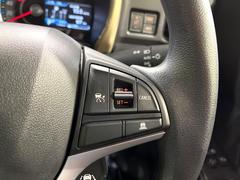 �ڥ����ץƥ��֥��롼������ȥ�����۹�®ƻϩ�Ǥ�Ĺ��Υ���Ԥ��ڤˡ�����ư��®�٤��ݤĥ��롼������ȥ����뤬�����ͷڸ������ƥ��Ϣ�Ȥ��������μ�ξ���Τ��Ƽִ֤��ݤĤ褦��®��Ĵ�ᤷ�Ƥ���ޤ����� 4