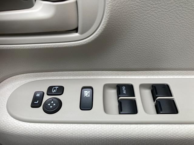 L 衝突軽減ブレーキ スマートキー プッシュスタート シートヒーター ベンチシート フルフラット アイドリングストップ 軽自動車(19枚目)