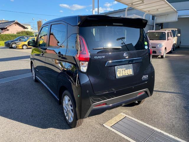 ハイウェイスター X プロパイロットエディション 届出済未使用車 プロパイロット衝突軽減ブレーキ コーナーセンサー オートエアコン オートライト ベンチシート LEDライト アルミホイール アイドリングストップ スマートキー プッシュスタート(9枚目)