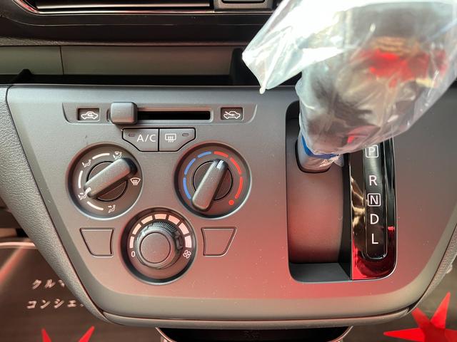 デイズ Ｓ　届出済未使用車　衝突被害軽減ブレーキ　電動格納ドアミラー　バックカメラ　キーレスエントリー　マニュアルエアコン　ベンチシート　パワーウインドウ　前後コーナーセンサー（11枚目）