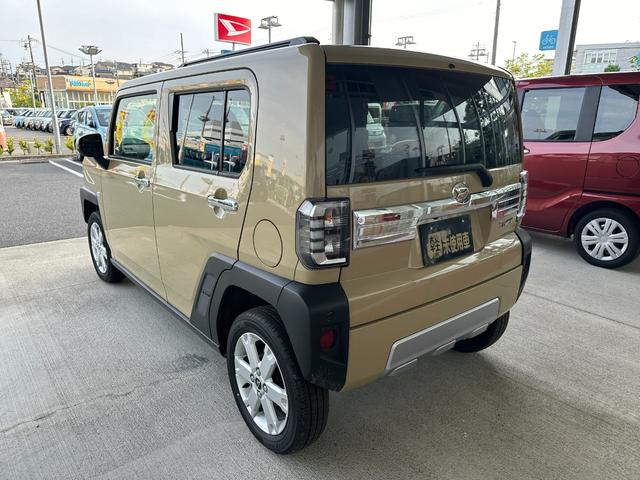 タフト Ｇ　クロムベンチャー　届出済未使用車　衝突被害軽減ブレーキ　コーナーセンサー　スマートキー　バックカメラ　ＬＥＤヘッドライト　アルミホイール　アイドリングストップ　シートヒーター　電動格納ドアミラー　電子パーキング（8枚目）
