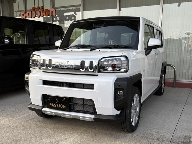 タフト Ｇ　クロムベンチャー　届出済未使用車　衝突被害軽減ブレーキ　コーナーセンサー　スマートキー　全方位カメラ　ＬＥＤヘッドライト　アルミホイール　アイドリングストップ　シートヒーター　電動格納ドアミラー　電子パーキング（4枚目）