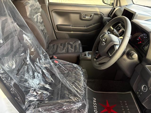 タフト Ｇ　クロムベンチャー　届出済未使用車　衝突被害軽減ブレーキ　コーナーセンサー　スマートキー　全方位カメラ　ＬＥＤヘッドライト　アルミホイール　アイドリングストップ　シートヒーター　電動格納ドアミラー　電子パーキング（20枚目）