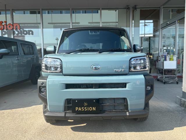 タフト Ｇ　届出済未使用車　衝突被害軽減ブレーキ　コーナーセンサー　スマートキー　電子パーキング　シートヒーター　ＬＥＤヘッドライト　ルーフレール　アイドリングストップ　アルミホイール　バックカメラ（5枚目）