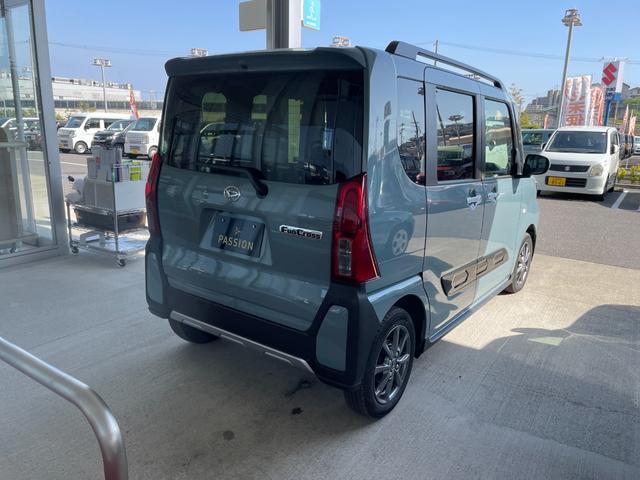 タント ファンクロス　車検９年７月　両側電動スライドドア　衝突被害軽減ブレーキ　コーナーセンサー　スマートキー　アイドリングストップ　バックカメラ　電動格納ドアミラー　アルミホイール　シートヒーター　ベンチシート（6枚目）