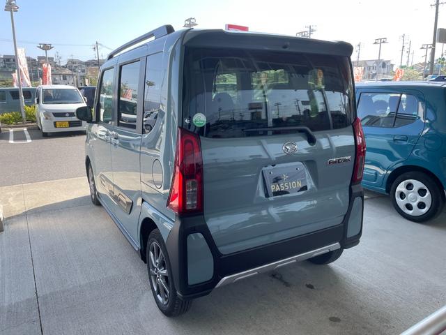 タント ファンクロス　車検９年７月　両側電動スライドドア　衝突被害軽減ブレーキ　コーナーセンサー　スマートキー　アイドリングストップ　バックカメラ　電動格納ドアミラー　アルミホイール　シートヒーター　ベンチシート（9枚目）