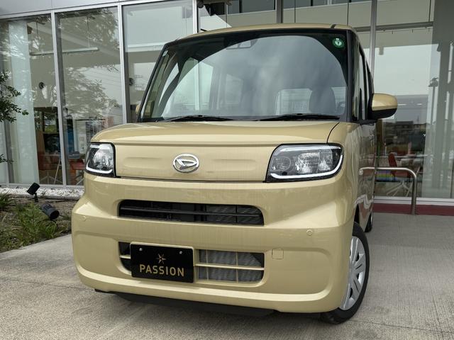 タント Ｌ　届出済未使用車　両側スライドドア　衝突被害軽減ブレーキ　コーナーセンサー　スマートキー　アイドリングストップ　電動格納ドアミラー　ＬＥＤヘッドライト　横滑り防止機能　ハイビームアシスト　バックカメラ（3枚目）