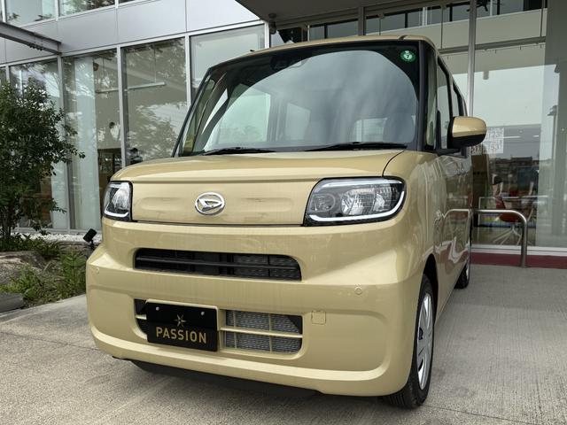 タント Ｌ　届出済未使用車　両側スライドドア　衝突被害軽減ブレーキ　コーナーセンサー　スマートキー　アイドリングストップ　電動格納ドアミラー　ＬＥＤヘッドライト　横滑り防止機能　ハイビームアシスト　バックカメラ（4枚目）