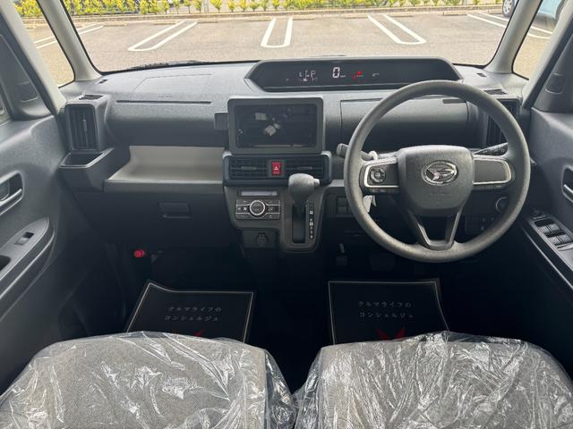 タント Ｌ　届出済未使用車　両側スライドドア　衝突被害軽減ブレーキ　コーナーセンサー　スマートキー　アイドリングストップ　電動格納ドアミラー　ＬＥＤヘッドライト　横滑り防止機能　ハイビームアシスト　バックカメラ（11枚目）