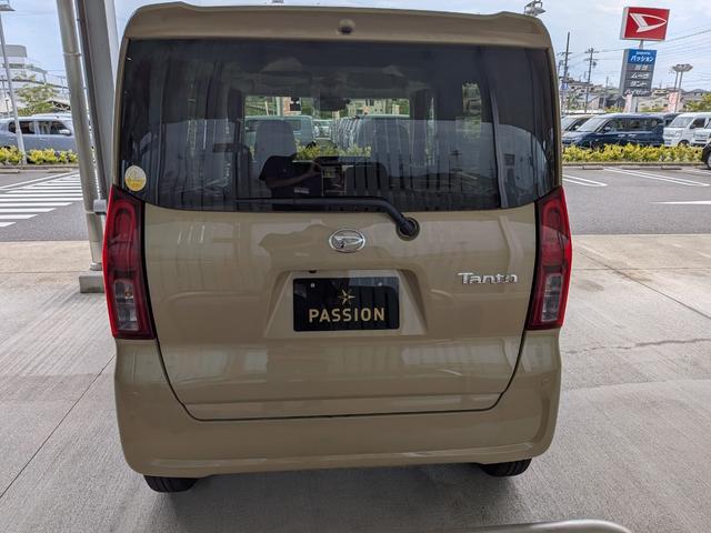 タント Ｘ　届出済未使用車　片側電動スライドドア　パナソニックナビ　　アイドリングストップ　衝突被害軽減ブレーキ　コーナーセンサー　スマートキー　横滑り防止機能　オートエアコン　ＬＥＤヘッドライト　バックカメラ（8枚目）