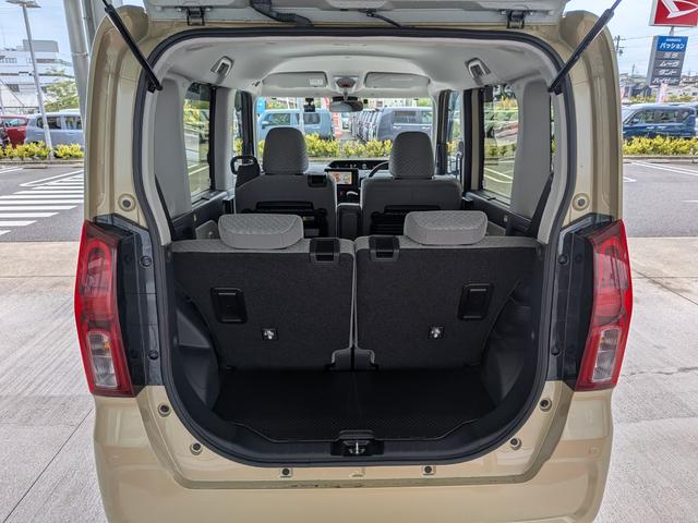 タント Ｘ　届出済未使用車　片側電動スライドドア　パナソニックナビ　　アイドリングストップ　衝突被害軽減ブレーキ　コーナーセンサー　スマートキー　横滑り防止機能　オートエアコン　ＬＥＤヘッドライト　バックカメラ（10枚目）