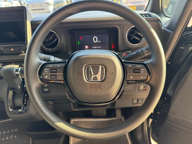 N-BOXカスタム ベースグレード 届出済未使用車 片側電動スライドドア スマートキー 衝突被害軽減ブレーキ アダプティブクルーズコントロール アイドリングストップ バックカメラ シートヒーター アルミホイール LEDヘッドライト(15枚目)