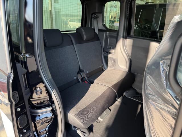 N-BOXカスタム ベースグレード 届出済未使用車 片側電動スライドドア スマートキー 衝突被害軽減ブレーキ アダプティブクルーズコントロール アイドリングストップ バックカメラ シートヒーター アルミホイール LEDヘッドライト(22枚目)