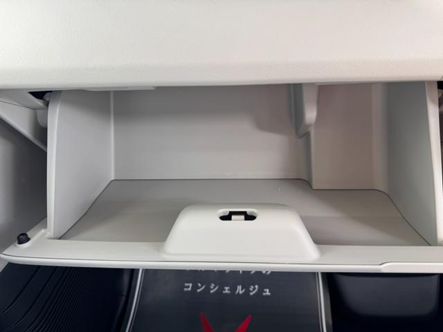Ｎ－ＢＯＸ ベースグレード　片側電動スライドドア　衝突被害軽減ブレーキ　コーナーセンサー　アダクティブクルーズコントロール　アイドリングストップ　スマートキー　ＬＥＤヘッドライト　チップアップシート　バックカメラ　届出済未使用車（20枚目）